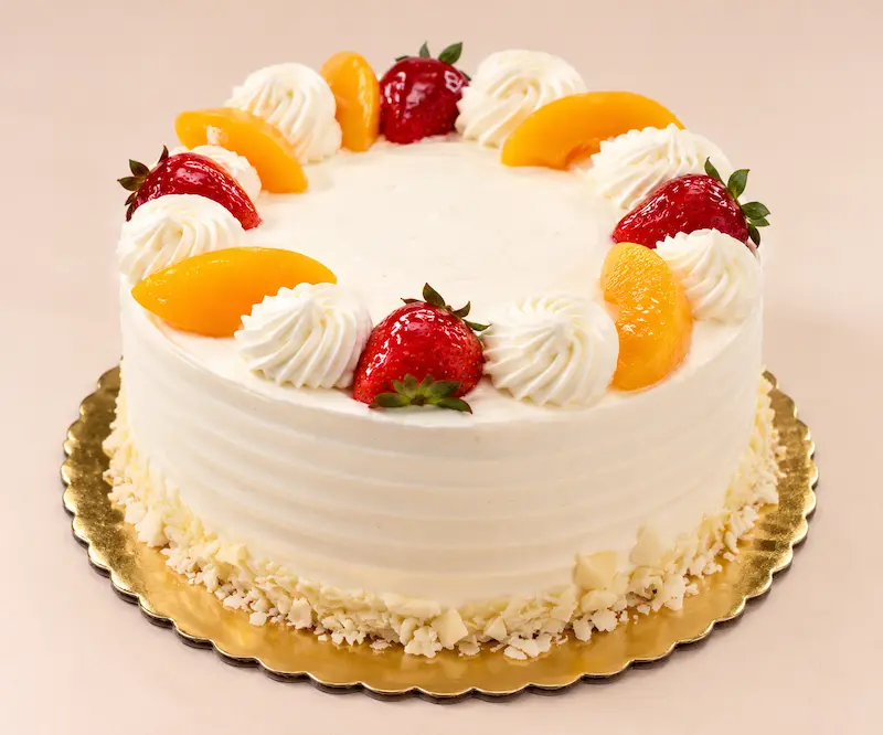 Strawberry and peaches shortcake
